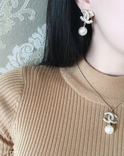 耳環(huán)什么材質(zhì)好？耳環(huán)常見材質(zhì)