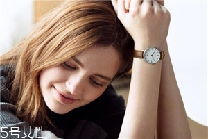 女生戴什么手表好看？適合女生戴的手表款式