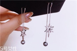 耳環(huán)后面的扣怎么戴？耳環(huán)后面的扣戴法