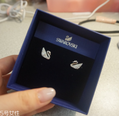 耳釘對(duì)耳唇有什么危害？耳釘對(duì)耳朵有哪些害處？