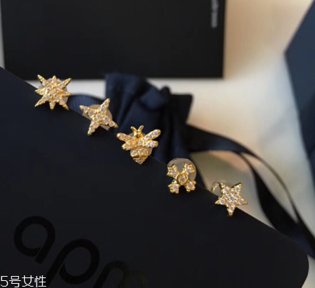 耳釘一定要純銀的嗎？耳釘不是銀的行嗎？