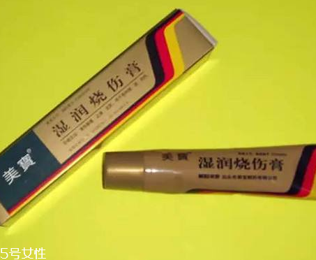 美寶濕潤燒傷膏有激素嗎？美寶濕潤燒傷膏是激素藥嗎？