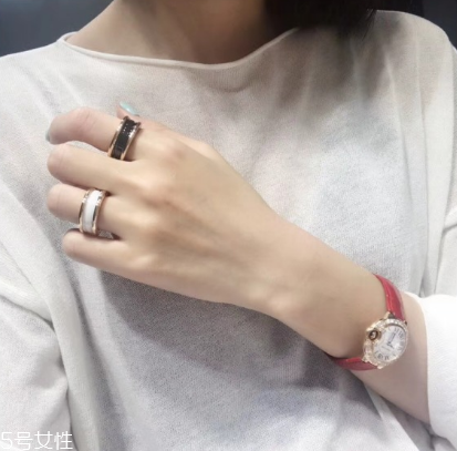 寶格麗陶瓷戒指多少錢？寶格麗陶瓷戒指專柜價(jià)格