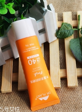 化學(xué)防曬很傷皮膚嗎？化學(xué)防曬對皮膚的危害