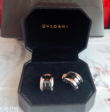 耳釘上的污垢怎么清洗？耳釘上有污垢怎么辦？