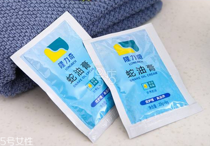 蛇油膏是不是越擦越黑？蛇油膏擦了會變黑嗎？