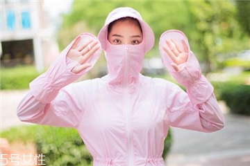 防曬衣可以防止曬黑嗎？防曬衣能不能防曬黑？