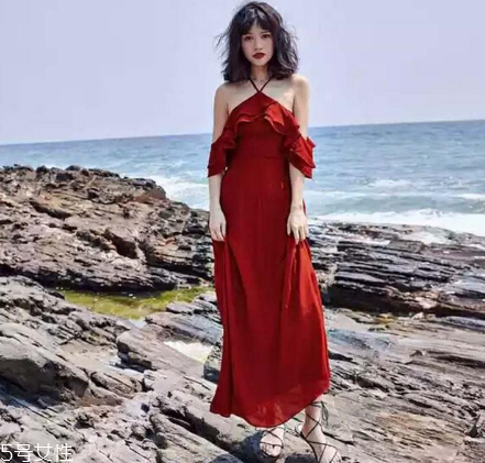 胸大適合什么連衣裙？胸大穿什么連衣裙好看？