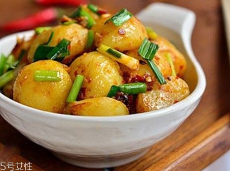 土豆不能和什么一起吃？土豆和黑木耳可以一起吃嗎？