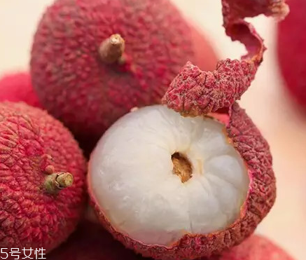 荔枝選購(gòu)技法 荔枝怎么挑？
