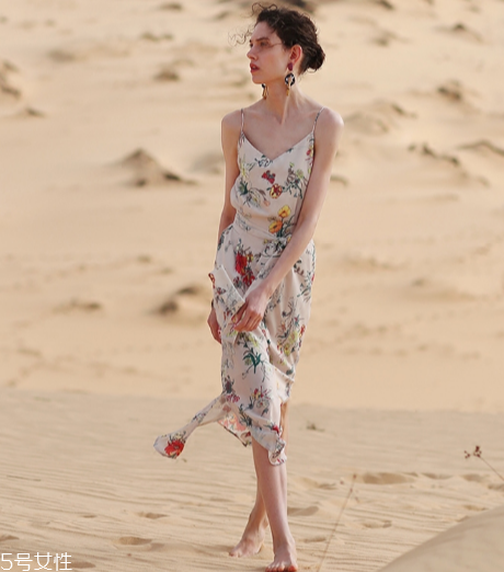 相親穿什么衣服合適？夏季相親穿什么好？