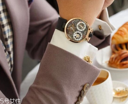 手表是男左女右嗎？手表佩戴是男左女右嗎？