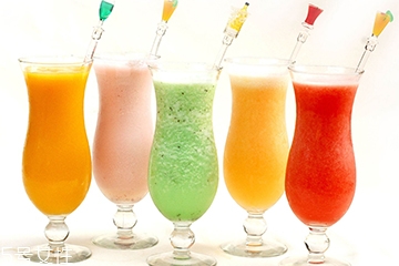 果汁是飲料嗎？果汁和飲料的區(qū)別