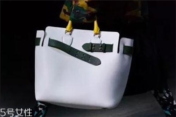 burberry the belt尺寸多大？巴寶莉貝爾特包有哪幾種尺寸？