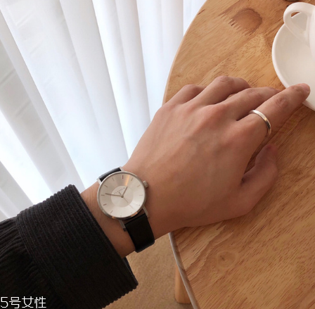 手表分針不動怎么解決？手表分針不走解決辦法