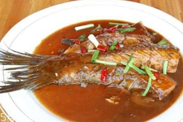青魚(yú)是鯉魚(yú)嗎？青魚(yú)和鯉魚(yú)是不是一樣的？
