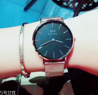 手表保護(hù)膜要撕?jiǎn)?？手表保護(hù)膜撕不撕？