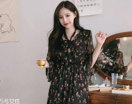 矮個子穿長裙怎么搭配？矮個子穿長裙搭配技巧