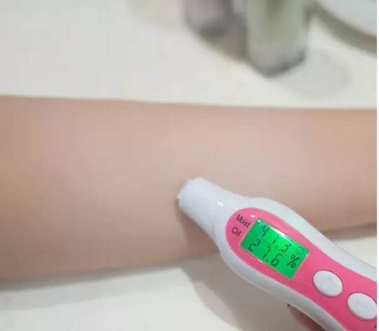 蘭芝紫色隔離好用嗎？黃皮美白利器