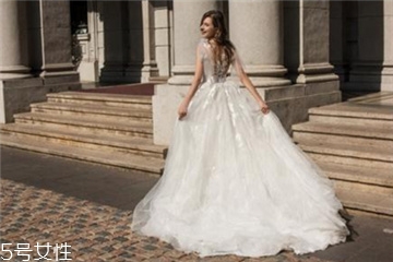 婚紗裙撐怎么折疊？婚紗裙撐怎么收起來？