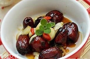 花生衣的吃法 花生衣怎么吃？