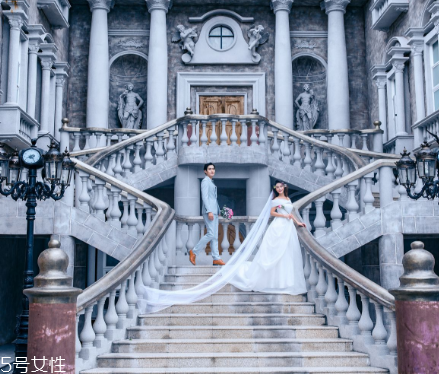 婚紗定金可以退嗎？婚紗定了還能退嗎？