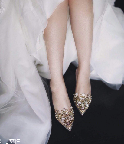 婚鞋可以送人嗎？婚鞋送人好嗎？
