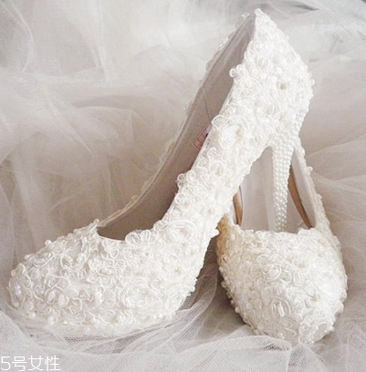 婚鞋可以提前穿嗎？婚鞋提前穿有影響嗎？