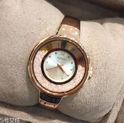 阿吉豆手表多少錢？阿吉豆手表什么價位？