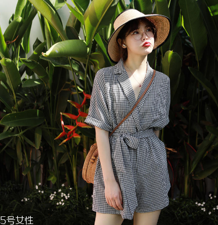 白領(lǐng)上班穿什么衣服？白領(lǐng)mm穿搭圖片