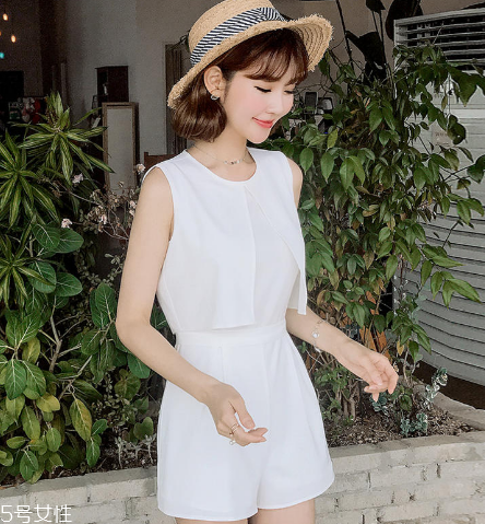 夏天穿什么連體褲好看？夏天適合穿什么連體褲？