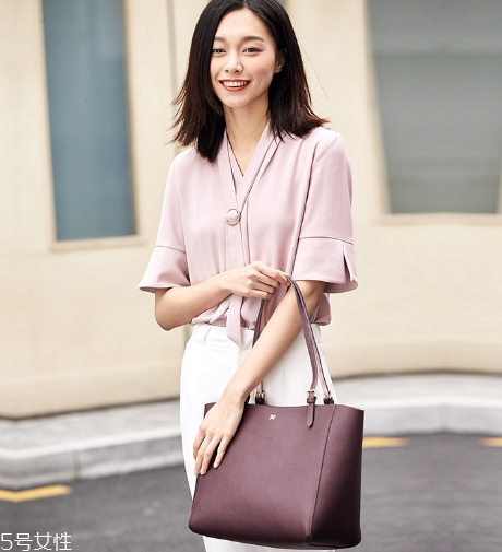 夏季面試穿什么衣服？夏季面試穿搭技巧
