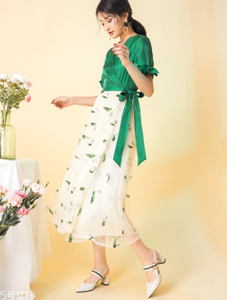 夏季面試穿什么衣服？夏季面試穿搭技巧