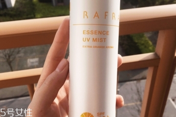 防曬噴霧里面有酒精嗎？防曬噴霧都有酒精嗎？