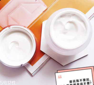 素顏霜是彩妝嗎？素顏霜屬于彩妝嗎？