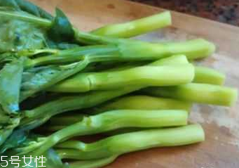 芥蘭不能和什么一起吃？芥蘭能和雞肉吃嗎？