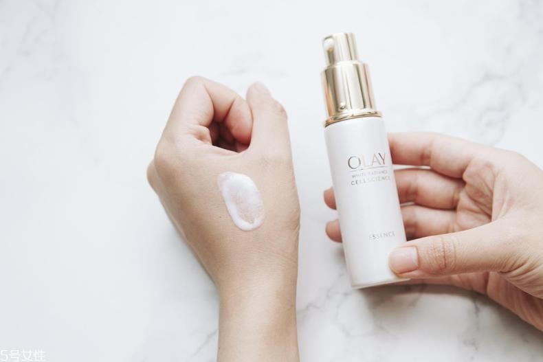 olay水感透白系列與水感透白臻粹系列哪個(gè)好？什么區(qū)別？
