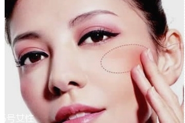 腮紅是刷在哪個(gè)位置？標(biāo)準(zhǔn)腮紅打在什么位置？