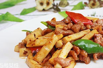 鹿肉和牛肉哪個好？鹿肉和牛肉哪個好吃些？