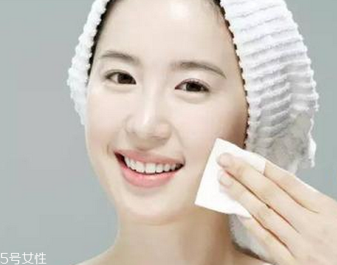 化妝水起泡沫正常嗎？化妝水氣泡多怎么回事？