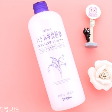 化妝水凍了還能用嗎？化妝水結(jié)晶了還能用嗎？