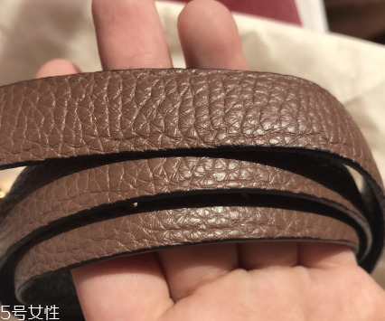 皮帶自動(dòng)扣怎么解開(kāi)？自動(dòng)扣皮帶正確解法
