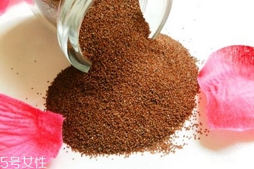 海藻面膜的功效與作用 用海藻面膜有什么好處？