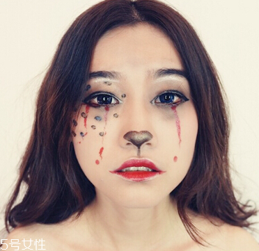 萬圣節(jié)蜘蛛眼妝怎么畫？2款蜘蛛眼妝詳細步驟