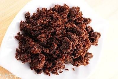 紅糖面膜用什么紅糖最好？用紅糖怎么敷臉美白？