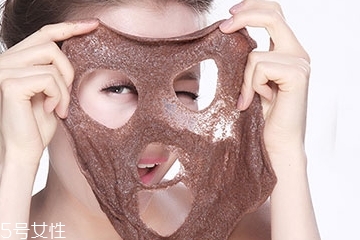 海藻面膜用什么水調(diào)最好？海藻面膜和什么調(diào)最好？