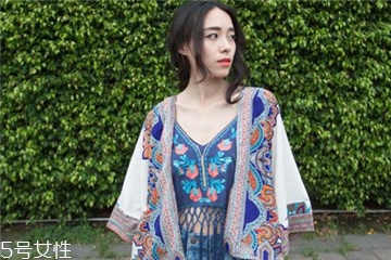 平胸女生夏天穿什么？平胸也能穿出高級(jí)感