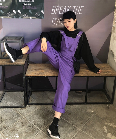 平胸女生夏天穿什么？平胸也能穿出高級(jí)感