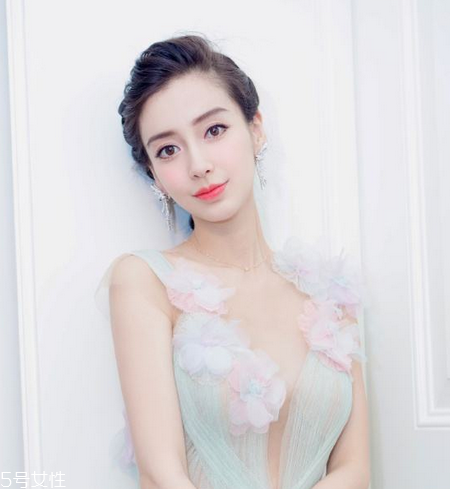 染發(fā)可以只染發(fā)尾嗎？染發(fā)怎么染發(fā)尾？