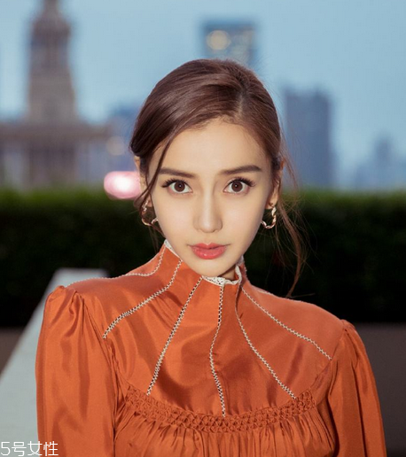 染發(fā)好看還是黑發(fā)好看？適合自己才最美